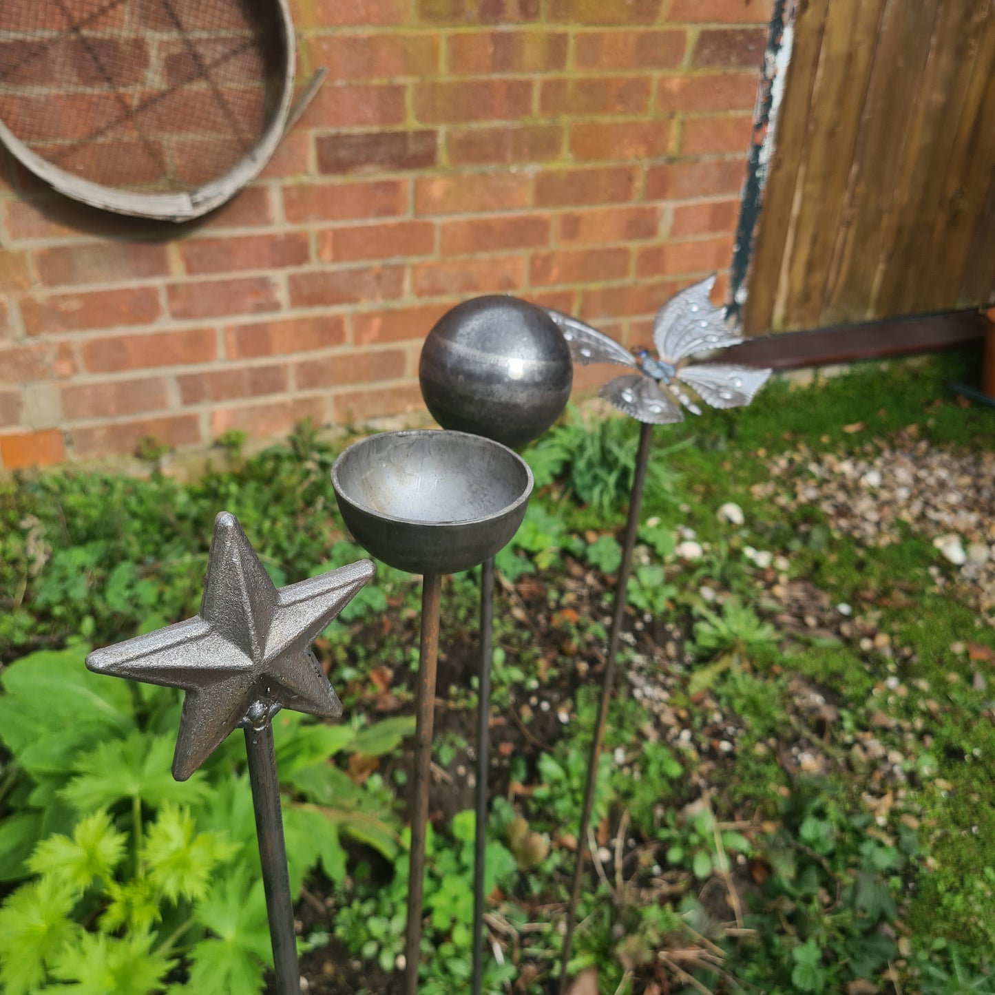 Garden Stakes Dragonfly Star Sphere Bird Feeder Water - Steel Modern Contemporary Steel Metal Wooden Industrial Style Home Garden Outdoor